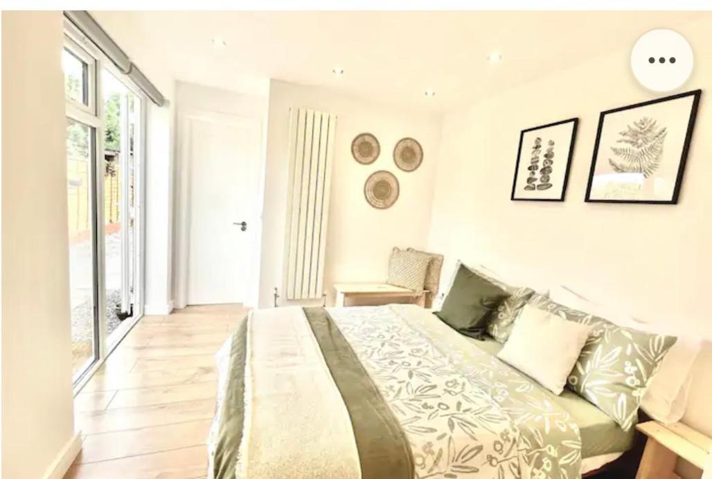 Stunning 1 Bedroom And Double Sofa Bed Near Train Station Southampton Exterior foto
